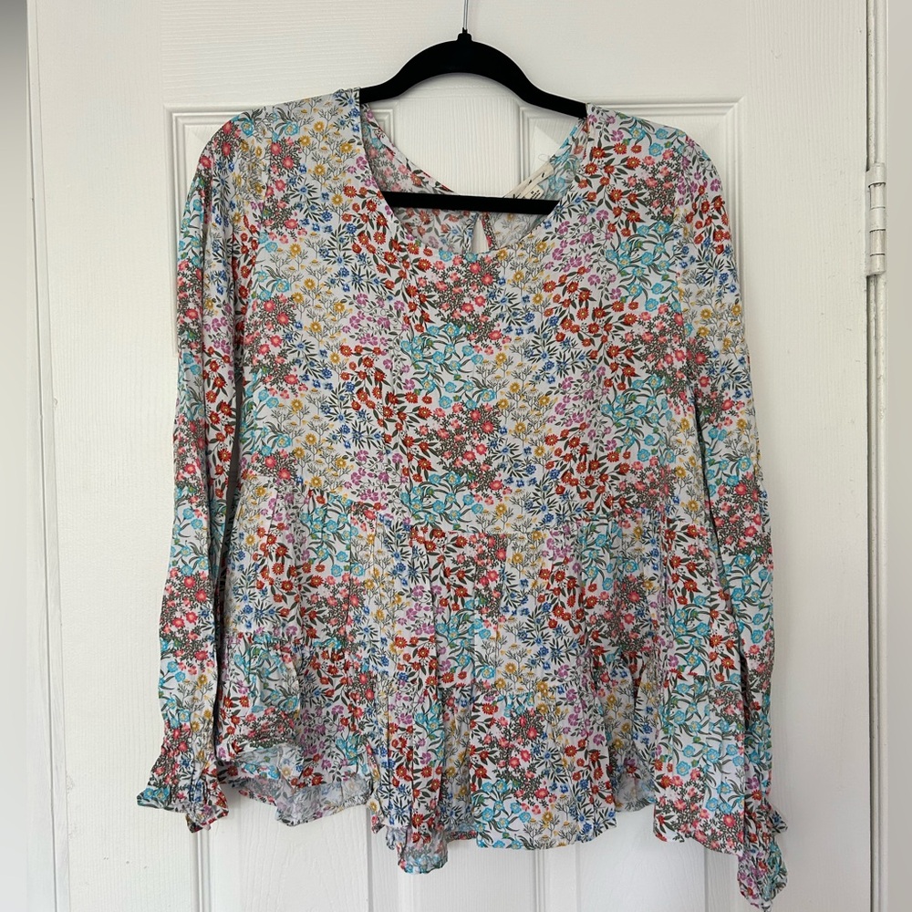 Jane and Delancey tiered floral top, medium